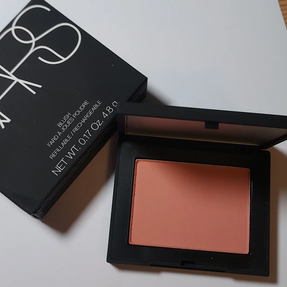 NARS Blush Forbidden Powder Blush Refillable